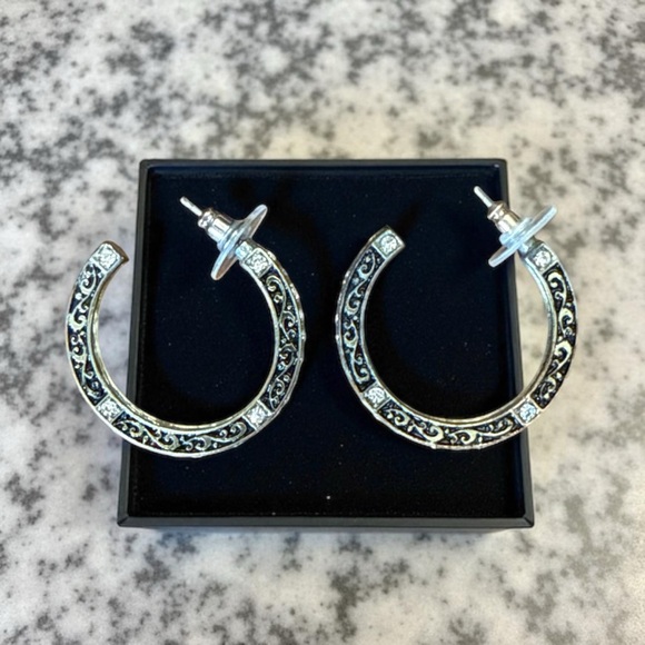 Elegant Black and Gold Tone Rhinestone Hoop Earrings. - Picture 7 of 8